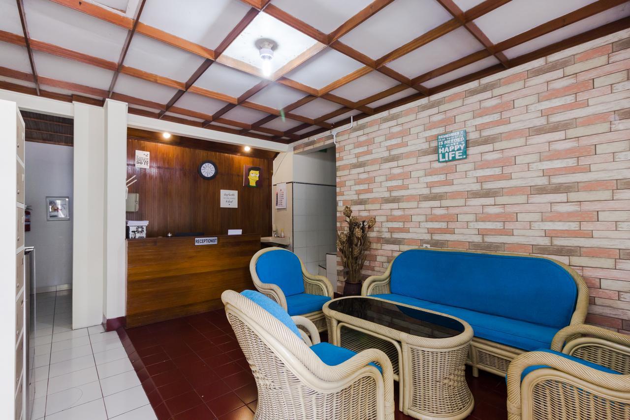 Pele Guesthouse Bandung Exterior photo